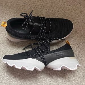 SOREL kinetic Impact Women’s Sneaker